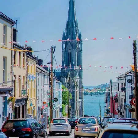 Ferienwohnung Townhouse In Centre Of Cobh Exterior foto