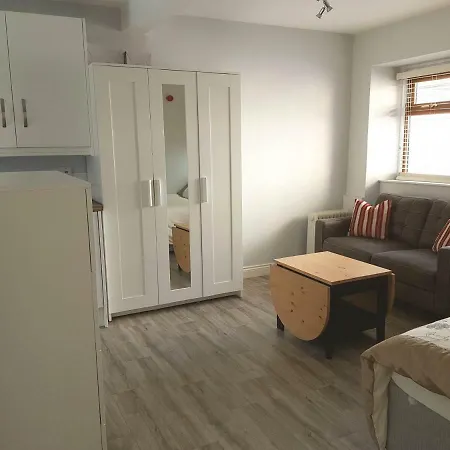 Ferienwohnung Townhouse In Centre Of Cobh Exterior foto