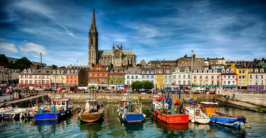 Townhouse In Centre Of Cobh
